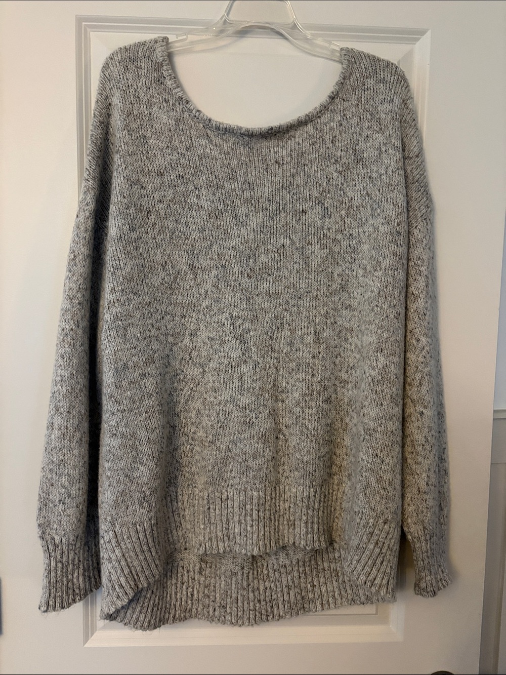 American Eagle Outfitters Light Gray Scoop Neck Knit Sweater